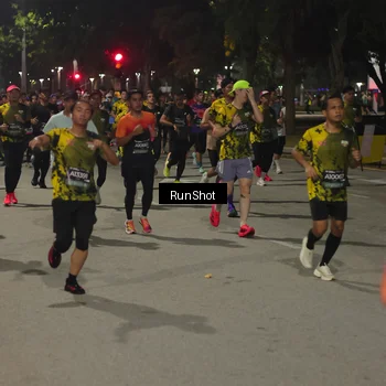 Runner Photo 7061097