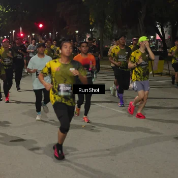 Runner Photo 7061101