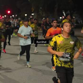 Runner Photo 7061108