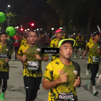 Runner Photo 7061116