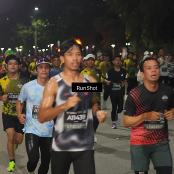 Runner Photo 7061119