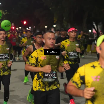 Runner Photo 7061124