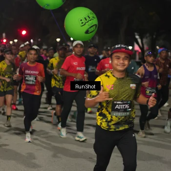 Runner Photo 7061140