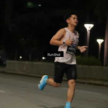 Runner Photo 7061142
