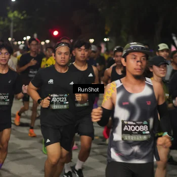 Runner Photo 7061149
