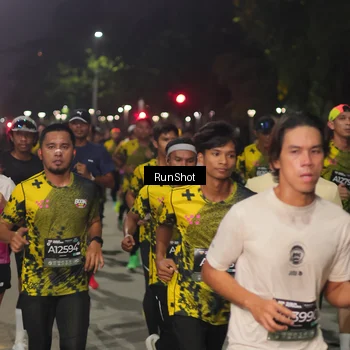 Runner Photo 7061171