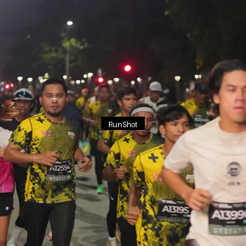 Runner Photo 7061173