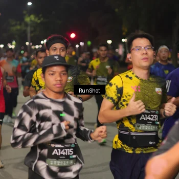 Runner Photo 7061219