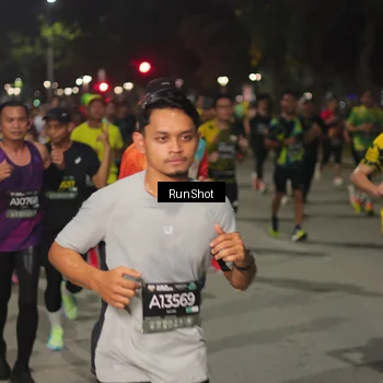 Runner Photo 7061234