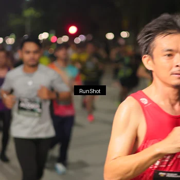 Runner Photo 7061236