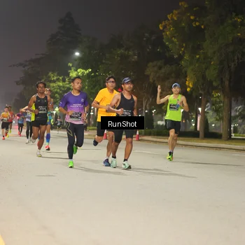 Runner Photo 7061243