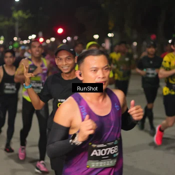 Runner Photo 7061244