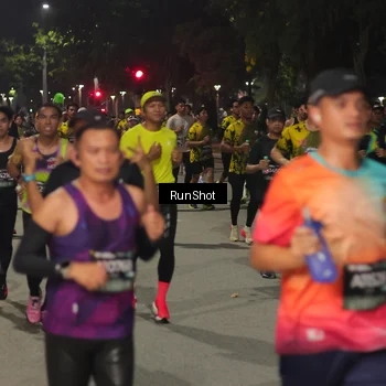 Runner Photo 7061246