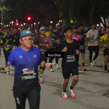 Runner Photo 7061266