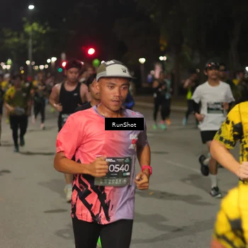 Runner Photo 7061298