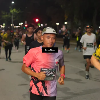 Runner Photo 7061302