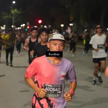 Runner Photo 7061305