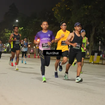 Runner Photo 7061371