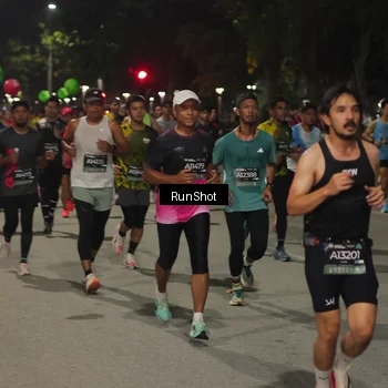 Runner Photo 7061373