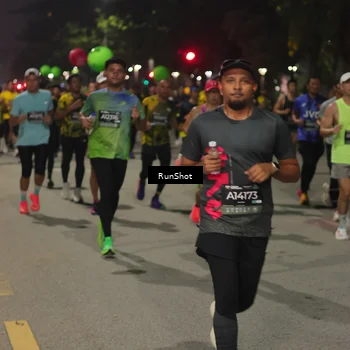 Runner Photo 7061396