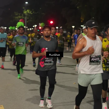 Runner Photo 7061399