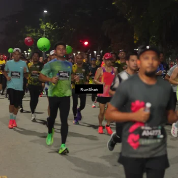 Runner Photo 7061400