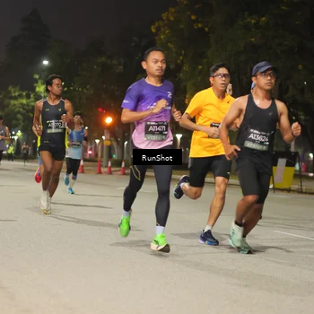 Runner Photo 7061401