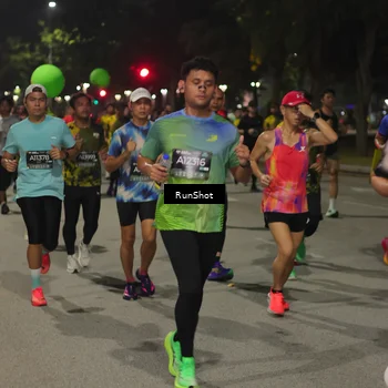 Runner Photo 7061405