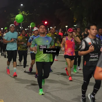 Runner Photo 7061410