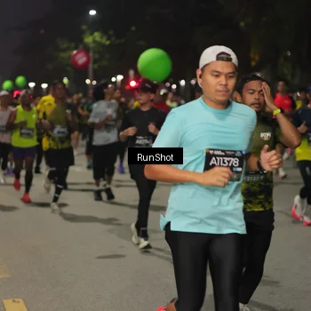 Runner Photo 7061415