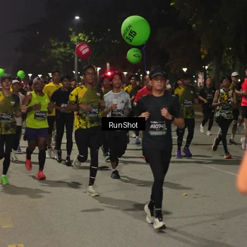 Runner Photo 7061425