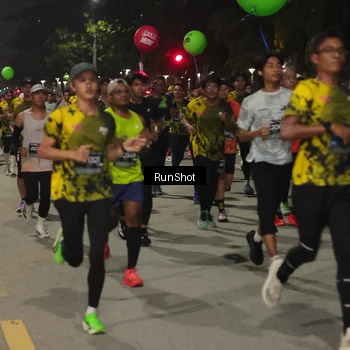 Runner Photo 7061438