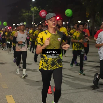 Runner Photo 7061443