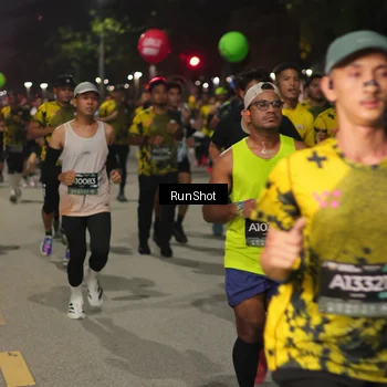Runner Photo 7061449