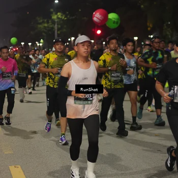Runner Photo 7061455
