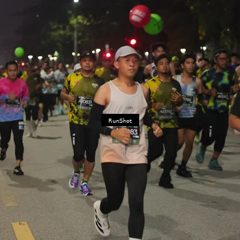 Runner Photo 7061459
