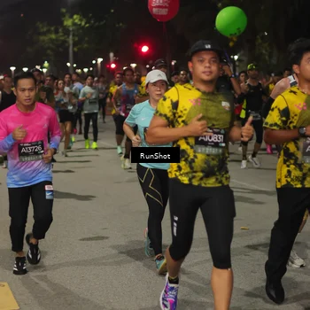 Runner Photo 7061470
