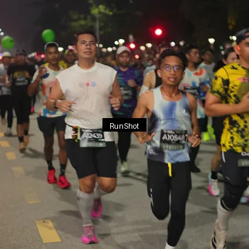 Runner Photo 7061494