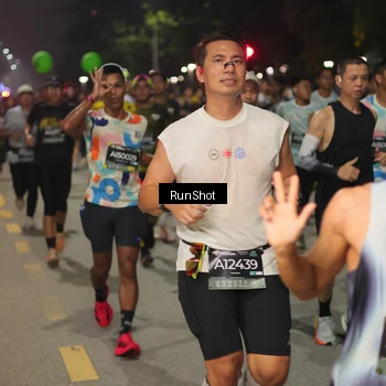 Runner Photo 7061496