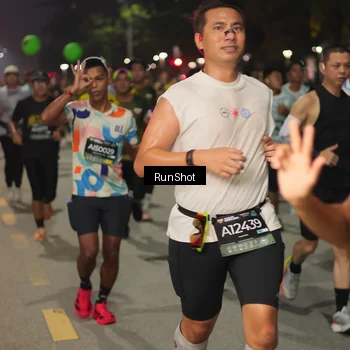 Runner Photo 7061497