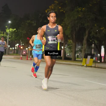 Runner Photo 7061525