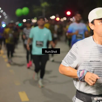 Runner Photo 7061535