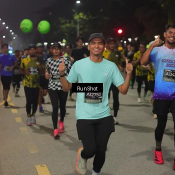 Runner Photo 7061538