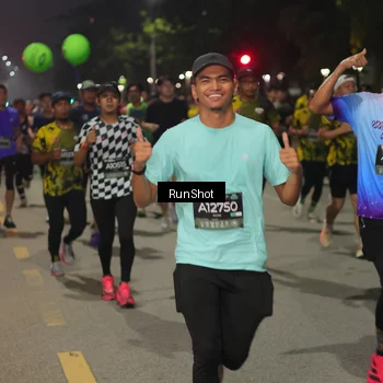 Runner Photo 7061542