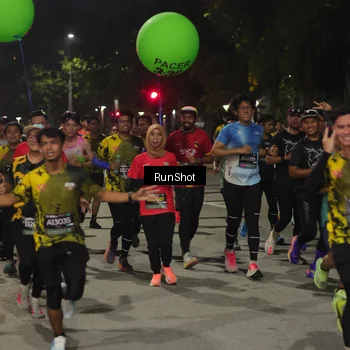 Runner Photo 7061592