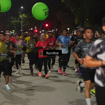 Runner Photo 7061594