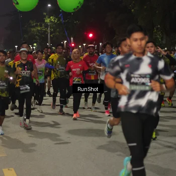 Runner Photo 7061600