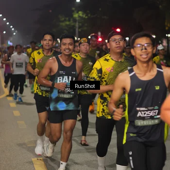 Runner Photo 7061681