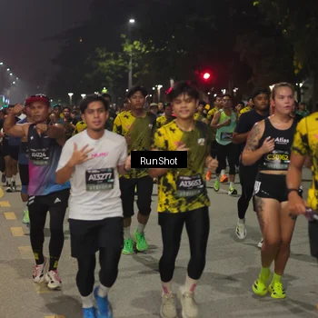 Runner Photo 7061702