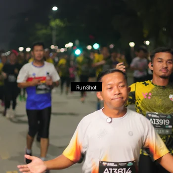 Runner Photo 7061753